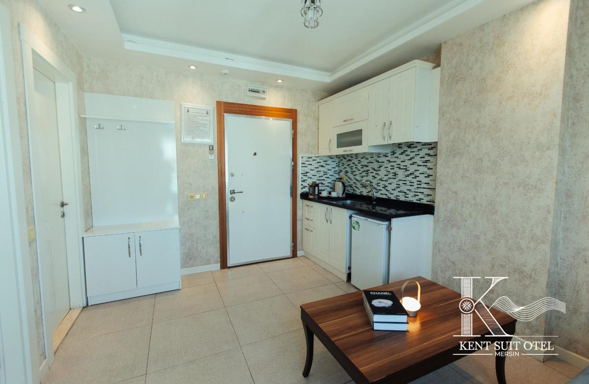 Mersin Kent Suit Hotel Mezitli Exterior photo